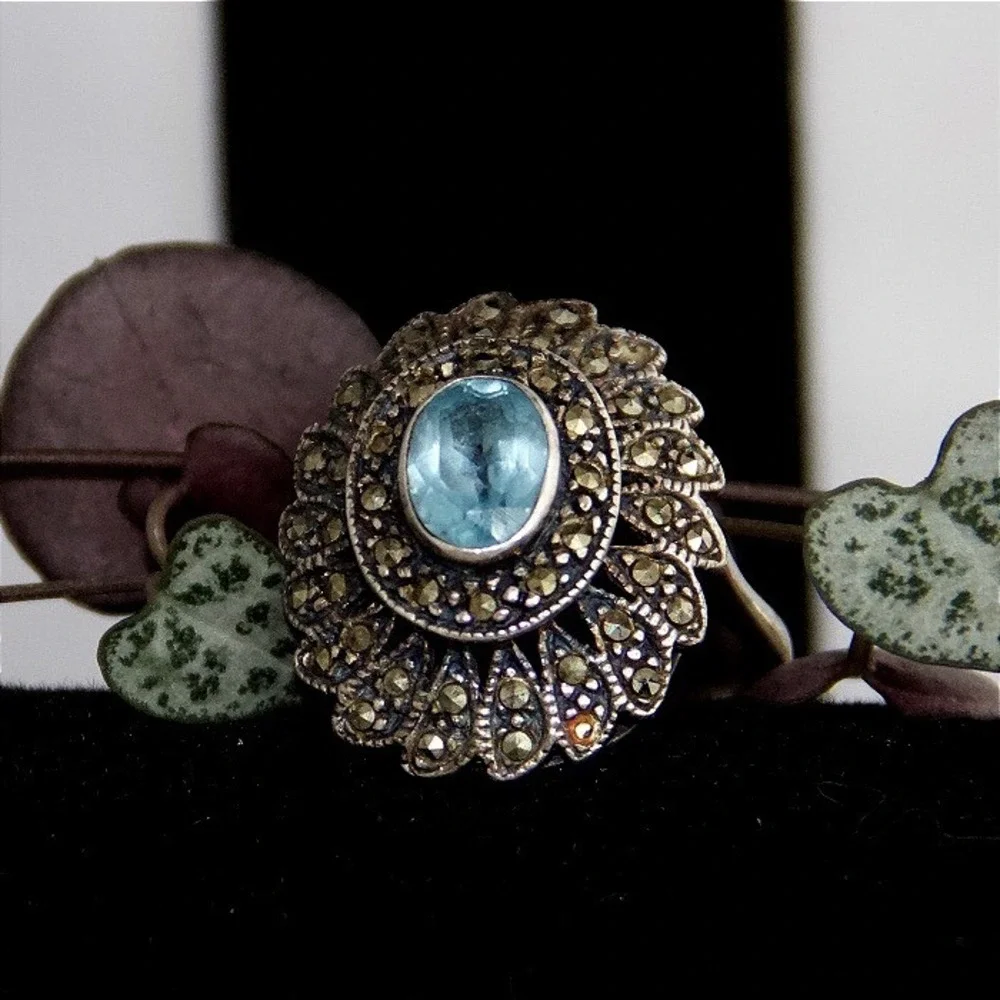 Vintage Sterling Silver Blue Topaz Marcasite Art Deco Style Sunburst Ring Size 9
